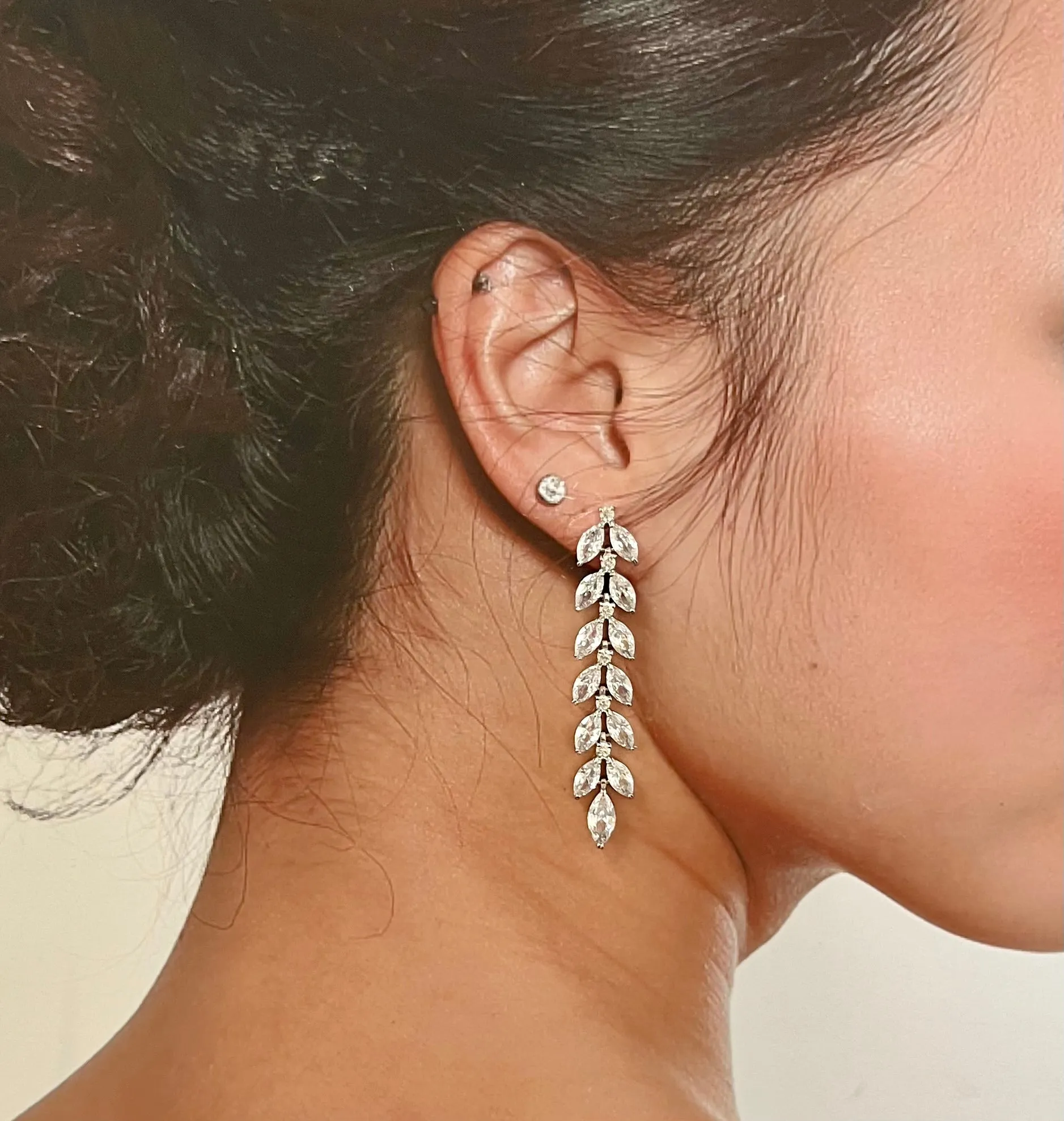 Bridal Earrings, Swarovski and Zirconia Wedding & 15 Anos Leaf Earring