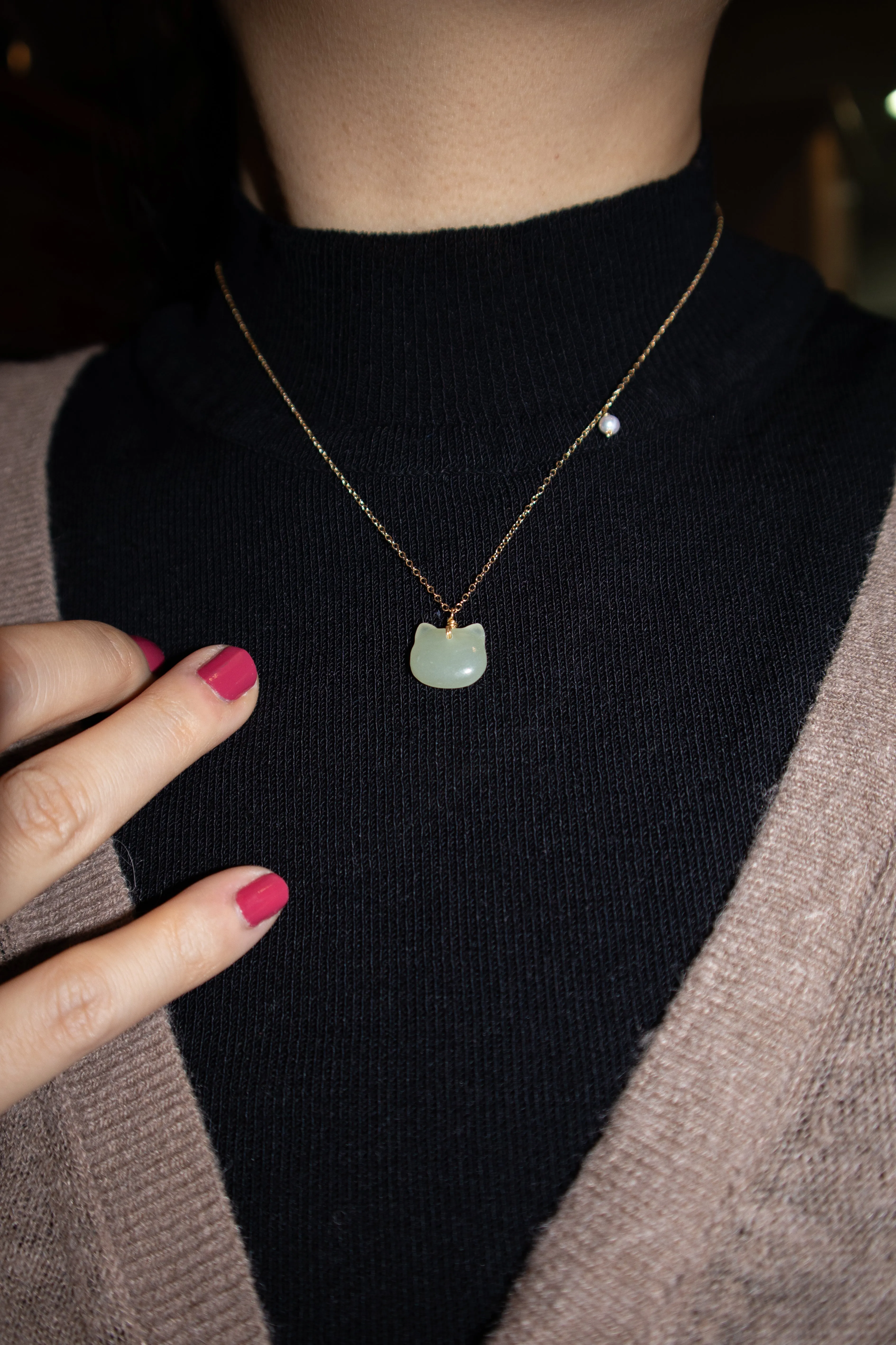 Choupette — Cat green jade pendant necklace