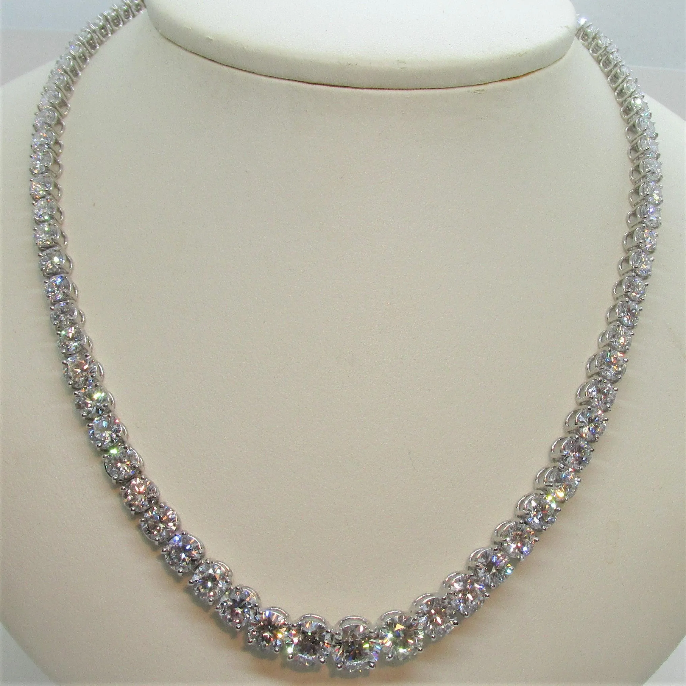 Graduated Diamond Tennis Necklace