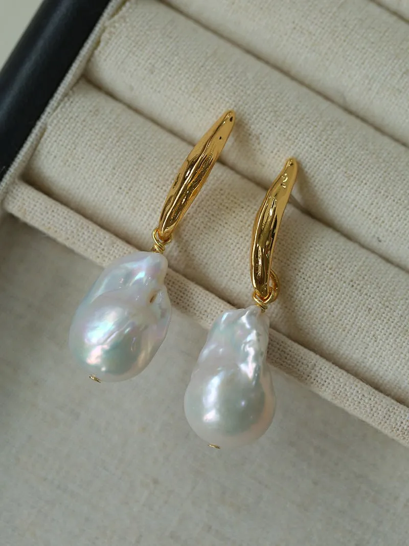 Minimalist Willow Leaf Baroque Pearl Pendant Earrings