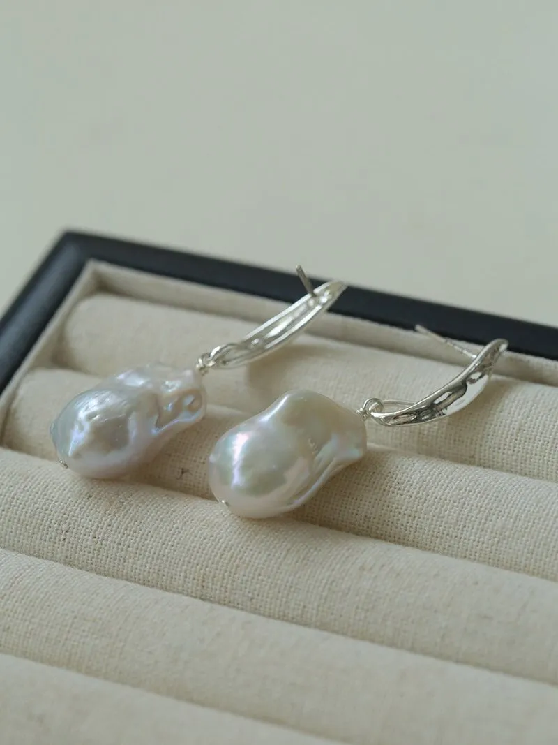 Minimalist Willow Leaf Baroque Pearl Pendant Earrings