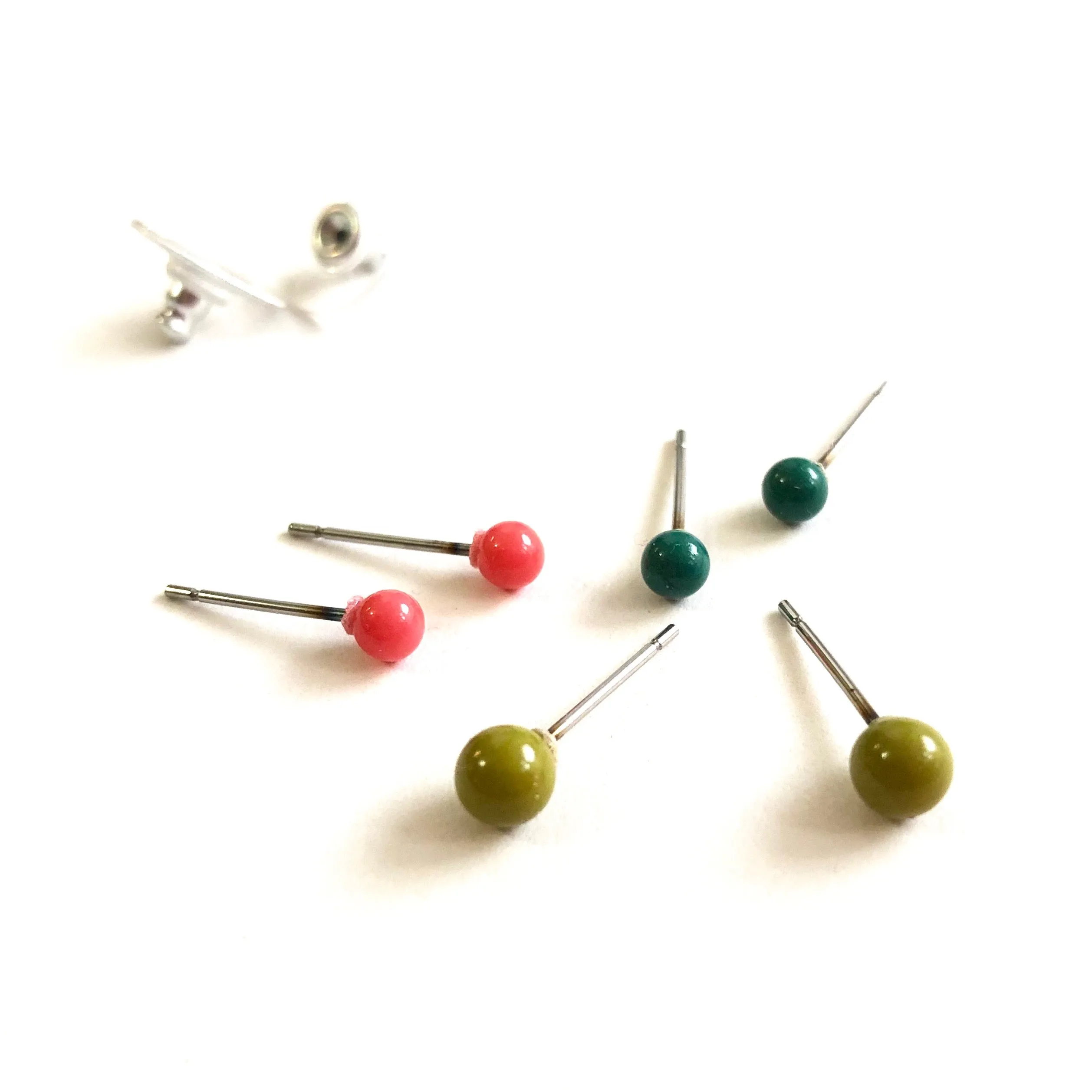 Olive Emerald & Coral Tiny Studs Set