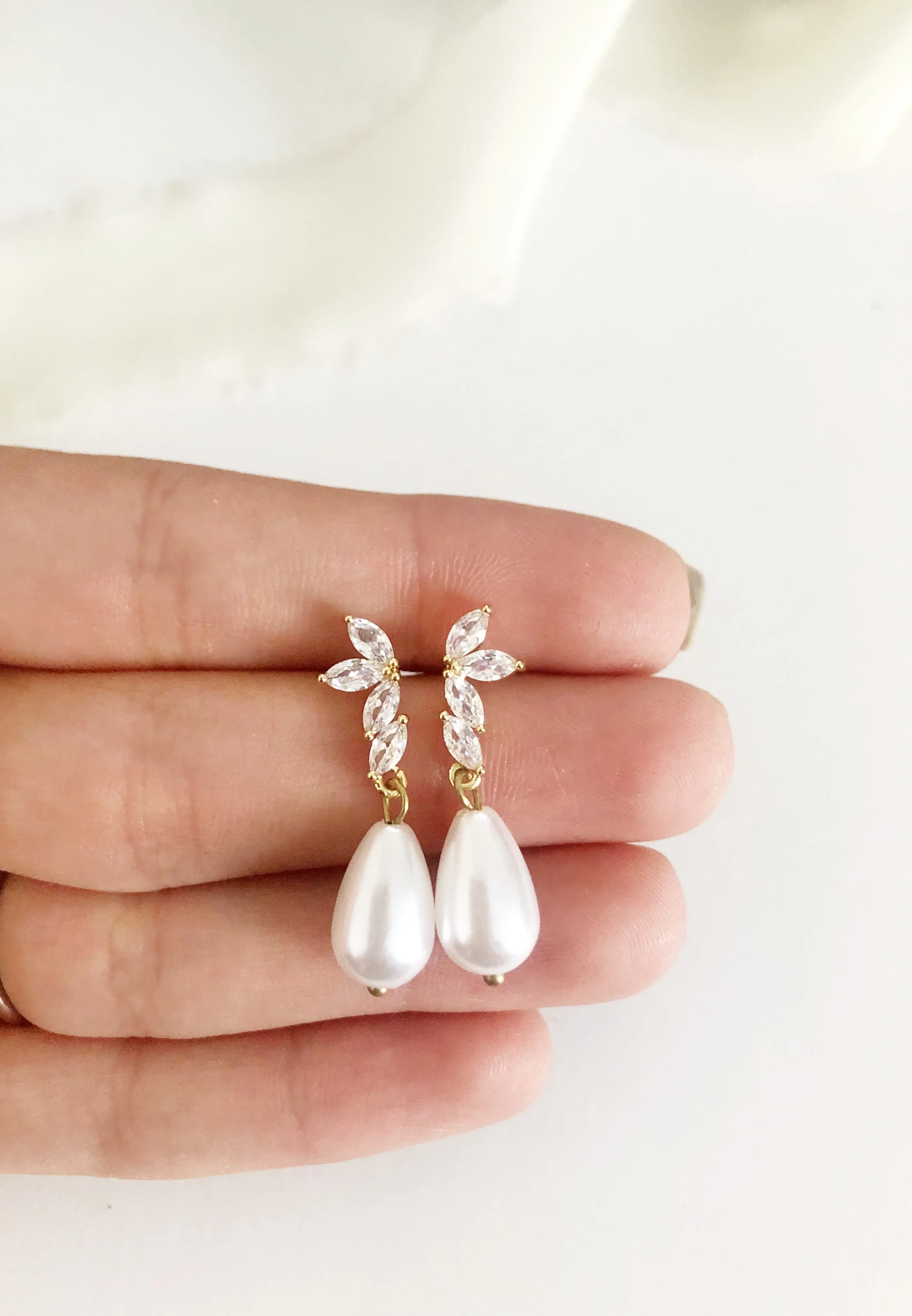 Pina Simple Pearl Drop Earrings