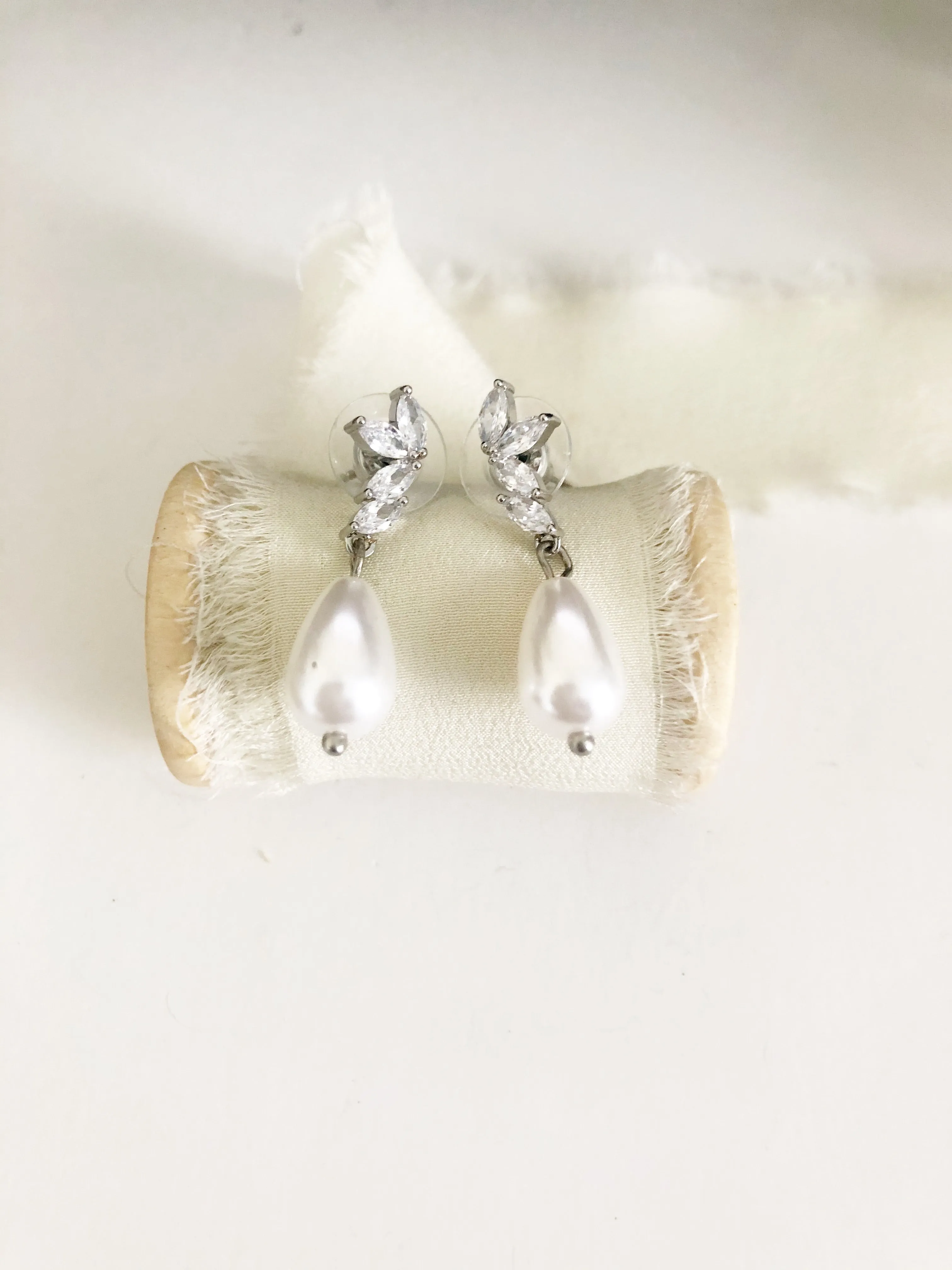 Pina Simple Pearl Drop Earrings