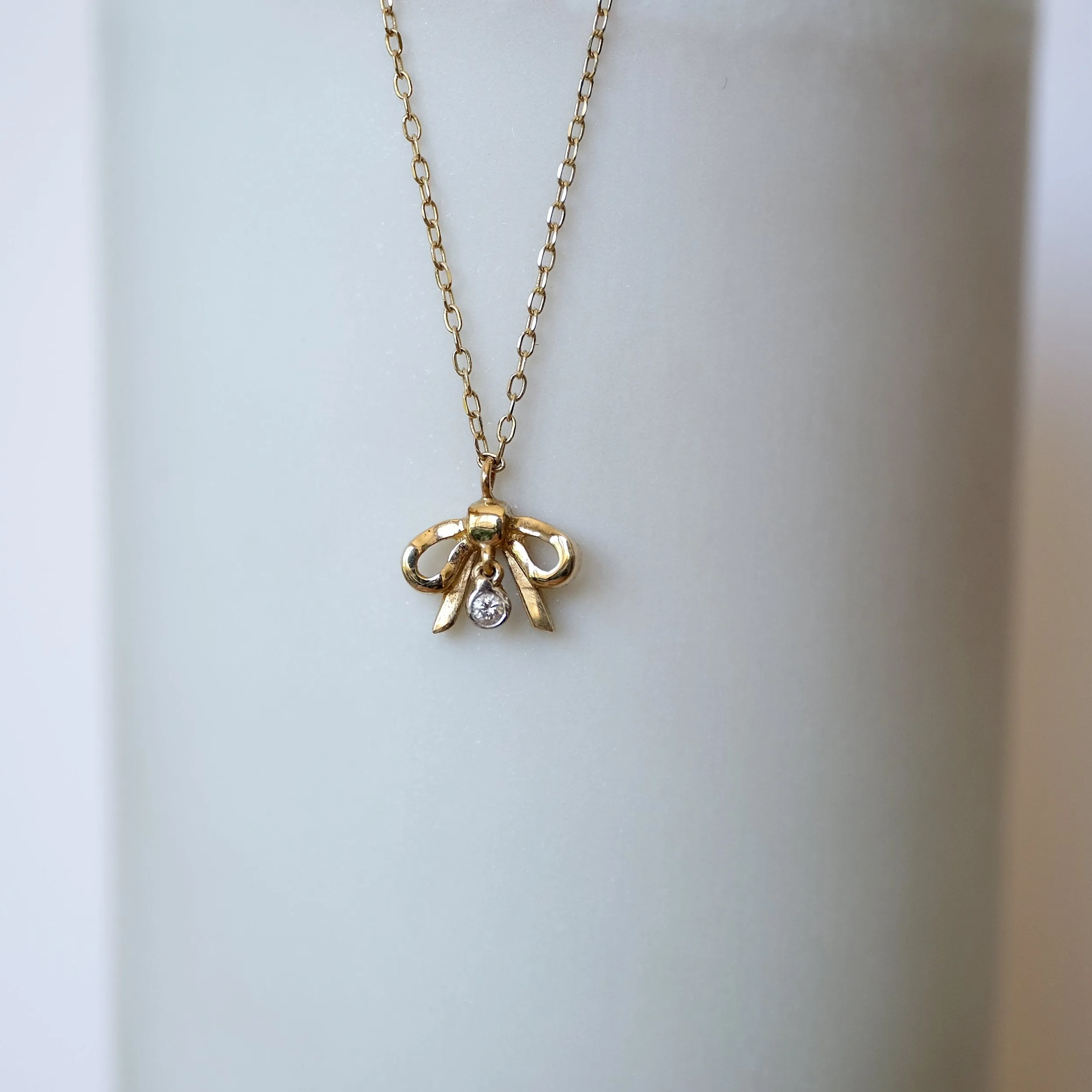 Sweet Bow Necklace